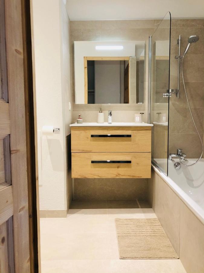 Апартаменты Mont Blanc 43, Vue Mont Blanc , Balcon, Parking Шамони Экстерьер фото